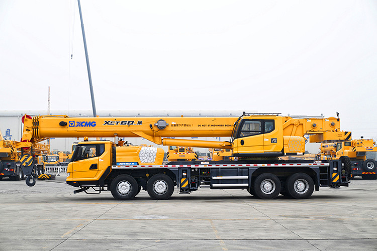 XCMG Official 60 Ton Jib Lifting Crane XCT60_M China Mobile Jib Crane Truck Price